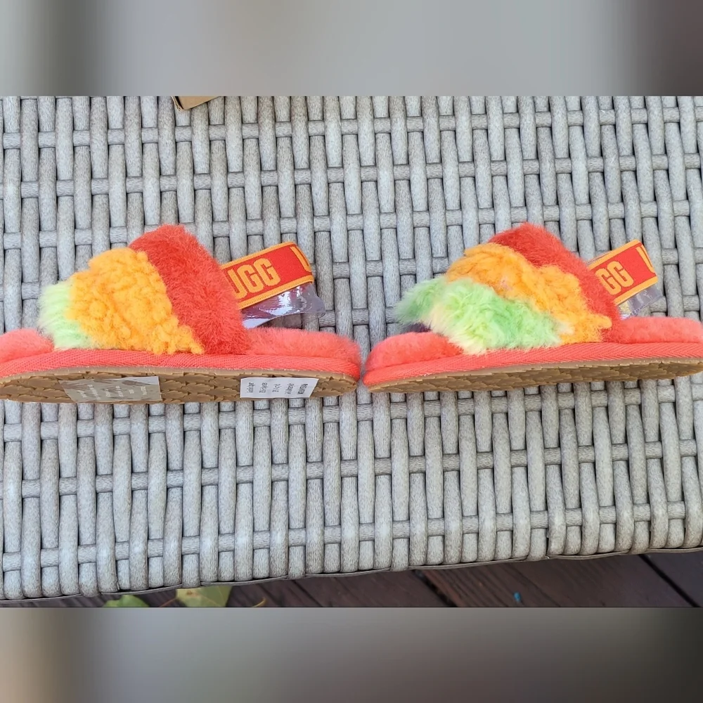 UGG Kids T Fluffy Yeah Slide Cali Collage